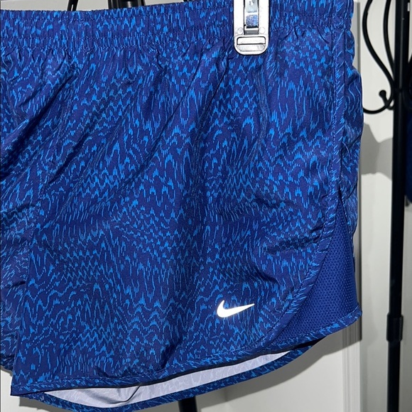 Nike Electric Blue Athletic Shorts - Picture 3 of 7